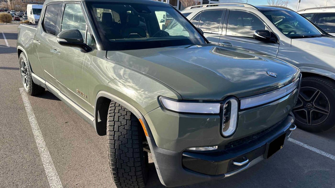 2022 Rivian R1T 7FCTGAAL0NN002469