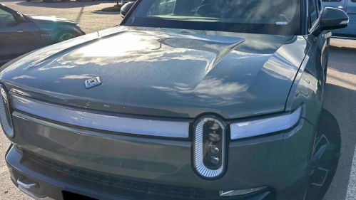 2022 Rivian R1T 7FCTGAAL0NN002469