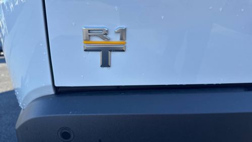 2023 Rivian R1T 7FCTGAAA1PN019587