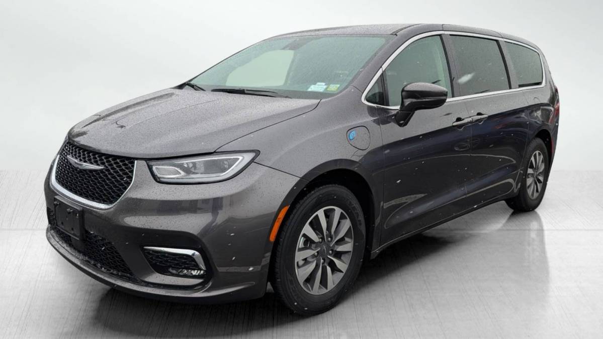 2022 Chrysler Pacifica 2C4RC1L78NR161240