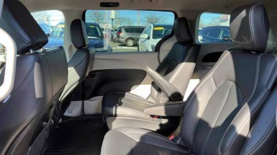 2022 Chrysler Pacifica 2C4RC1L76NR236632