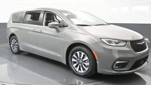 2022 Chrysler Pacifica 2C4RC1L76NR161026