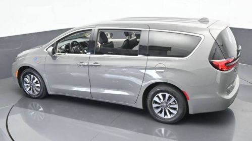 2022 Chrysler Pacifica 2C4RC1L76NR161026