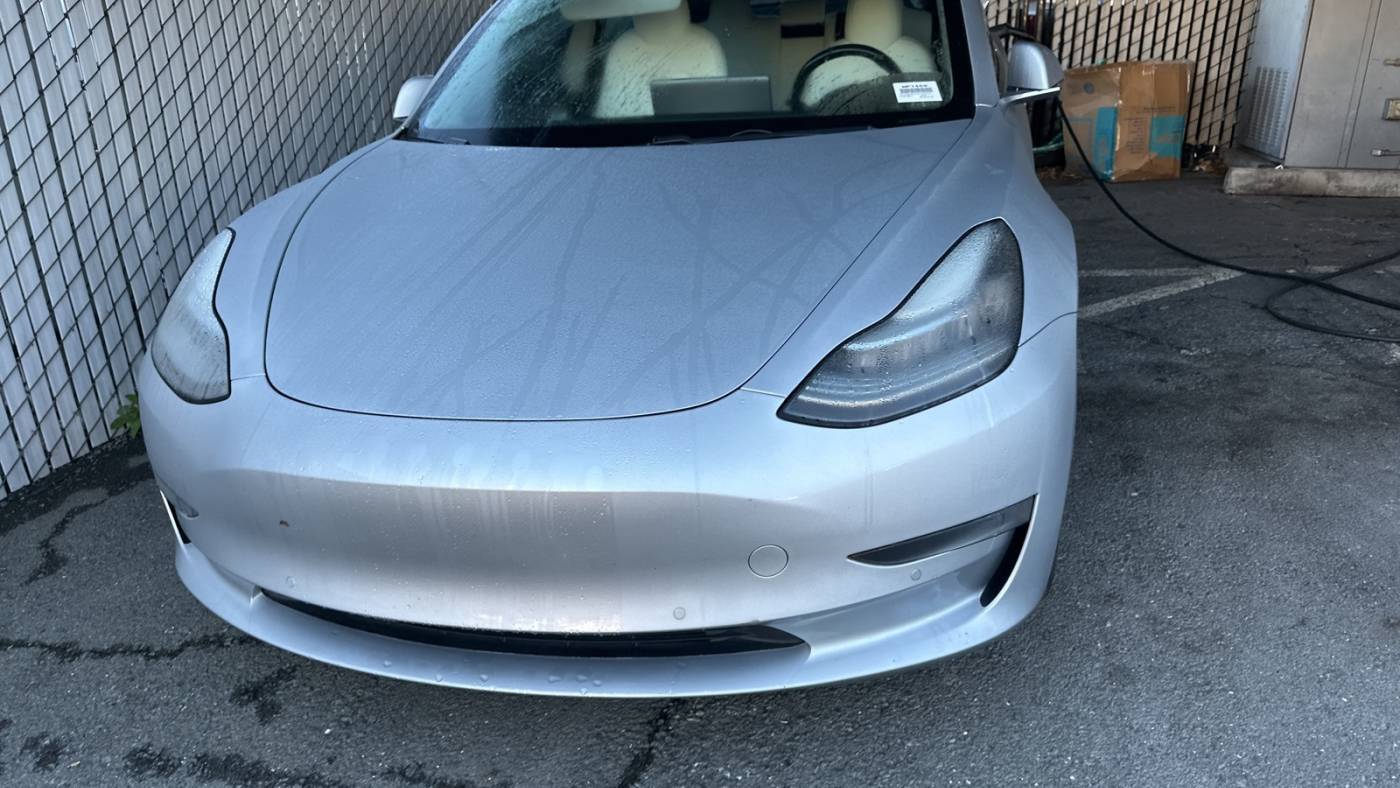 2018 Tesla Model 3 5YJ3E1EA9JF166400