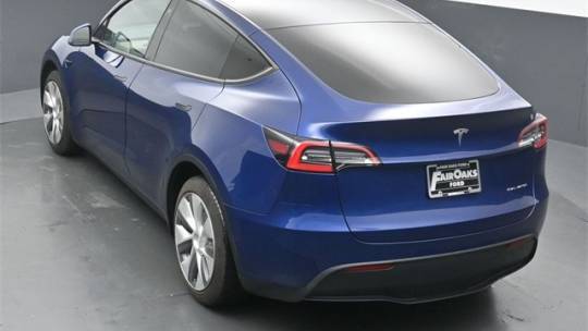 2020 Tesla Model Y 5YJYGDEE1LF047845