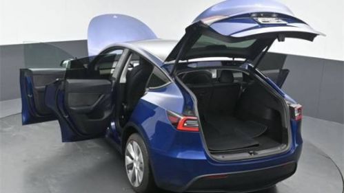 2020 Tesla Model Y 5YJYGDEE1LF047845