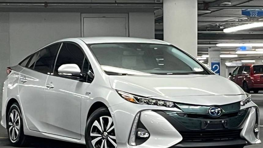 2017 Toyota Prius Prime JTDKARFP3H3002981