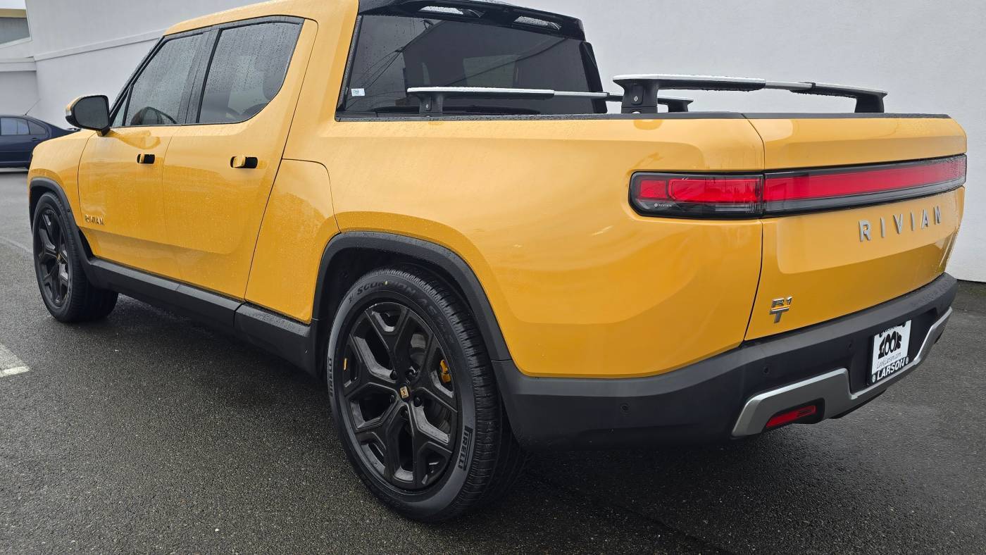 2022 Rivian R1T 7FCTGAAL1NN006546