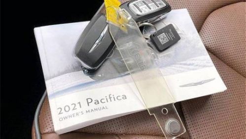 2021 Chrysler Pacifica 2C4RC1S79MR554695