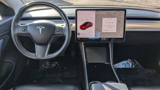 2018 Tesla Model 3 5YJ3E1EB4JF085104