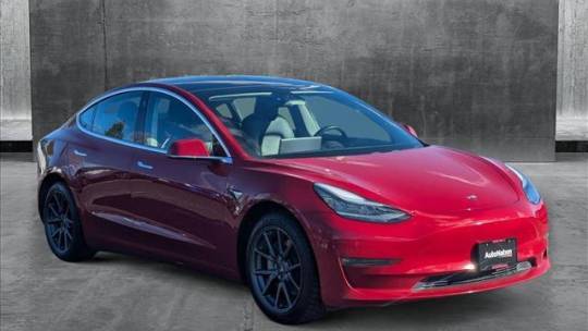 2018 Tesla Model 3 5YJ3E1EB4JF085104