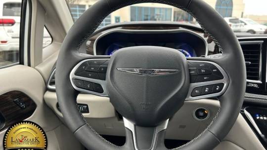 2023 Chrysler Pacifica 2C4RC1S78PR558709