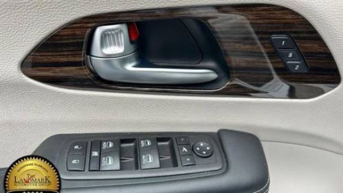 2023 Chrysler Pacifica 2C4RC1S78PR558709