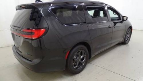 2021 Chrysler Pacifica 2C4RC1S7XMR517543