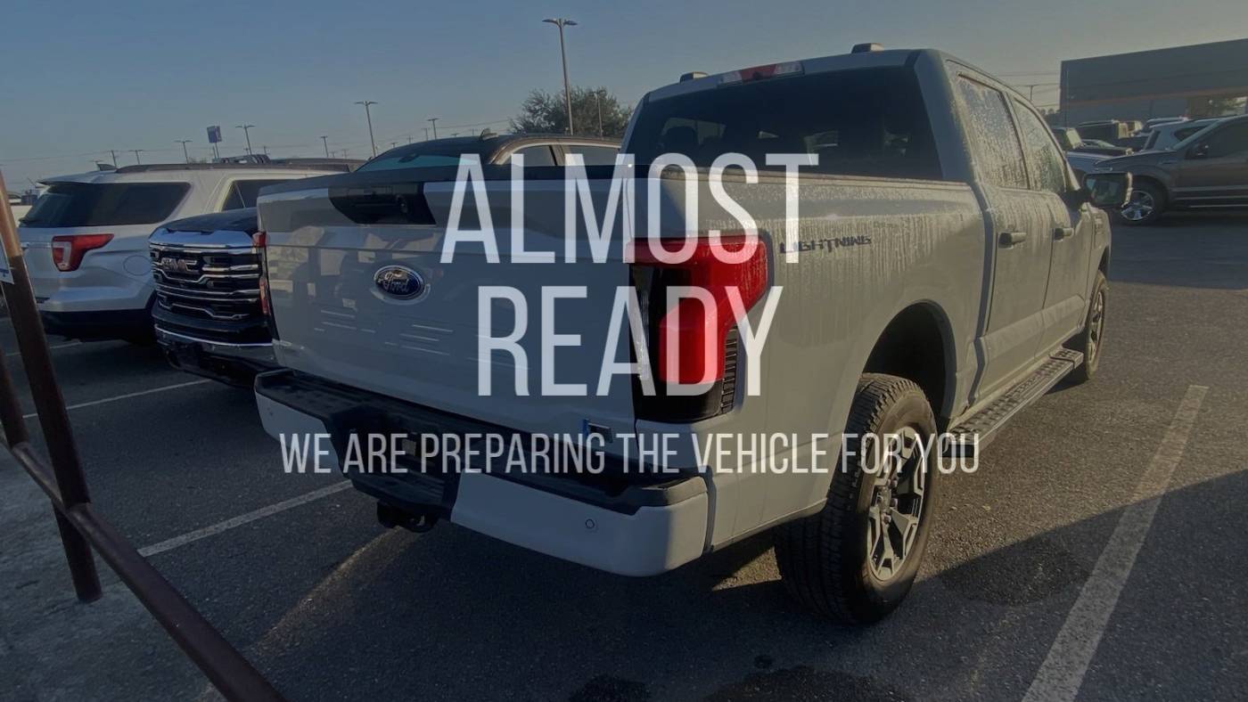 2023 Ford F-150 Lightning 1FTVW1EL8PWG55186