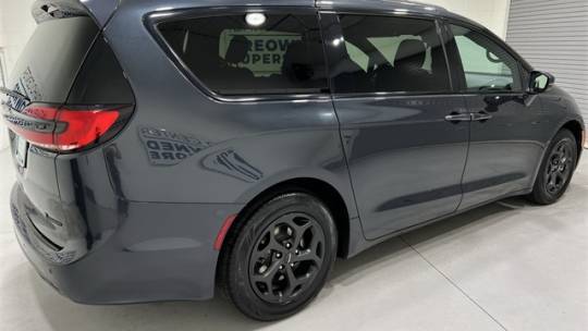 2021 Chrysler Pacifica 2C4RC1R7XMR540360