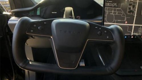 2022 Tesla Model X 7SAXCDE52NF340117