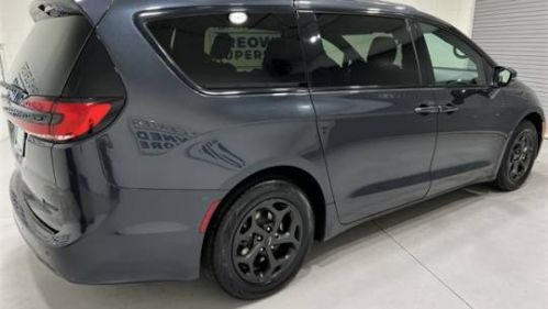 2021 Chrysler Pacifica 2C4RC1R7XMR540360