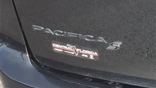 2022 Chrysler Pacifica 2C4RC1S77NR134953