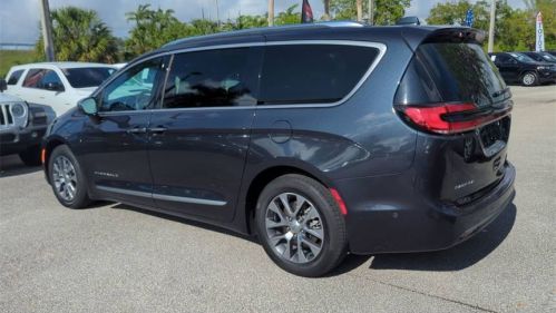 2021 Chrysler Pacifica 2C4RC1N7XMR548478