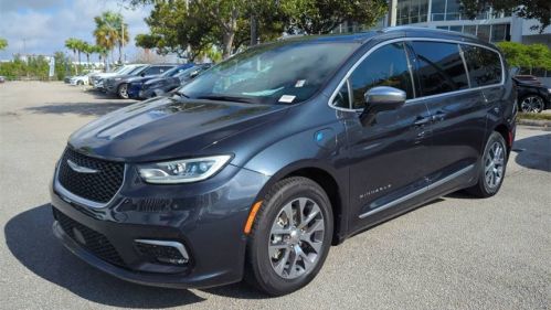 2021 Chrysler Pacifica 2C4RC1N7XMR548478