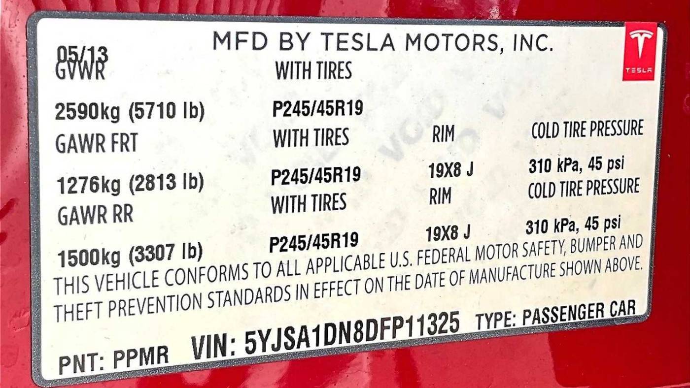 2013 Tesla Model S 5YJSA1DN8DFP11325