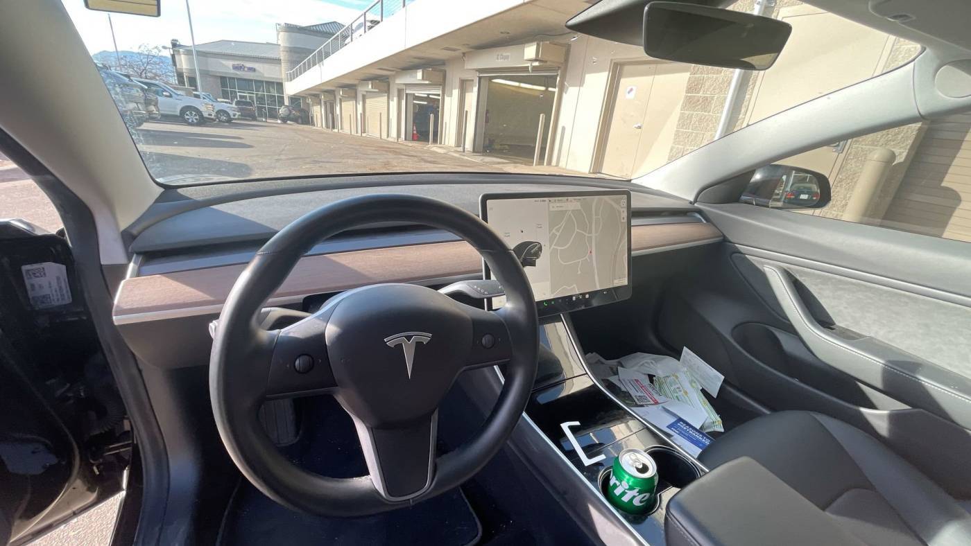 2019 Tesla Model 3 5YJ3E1EB5KF237697