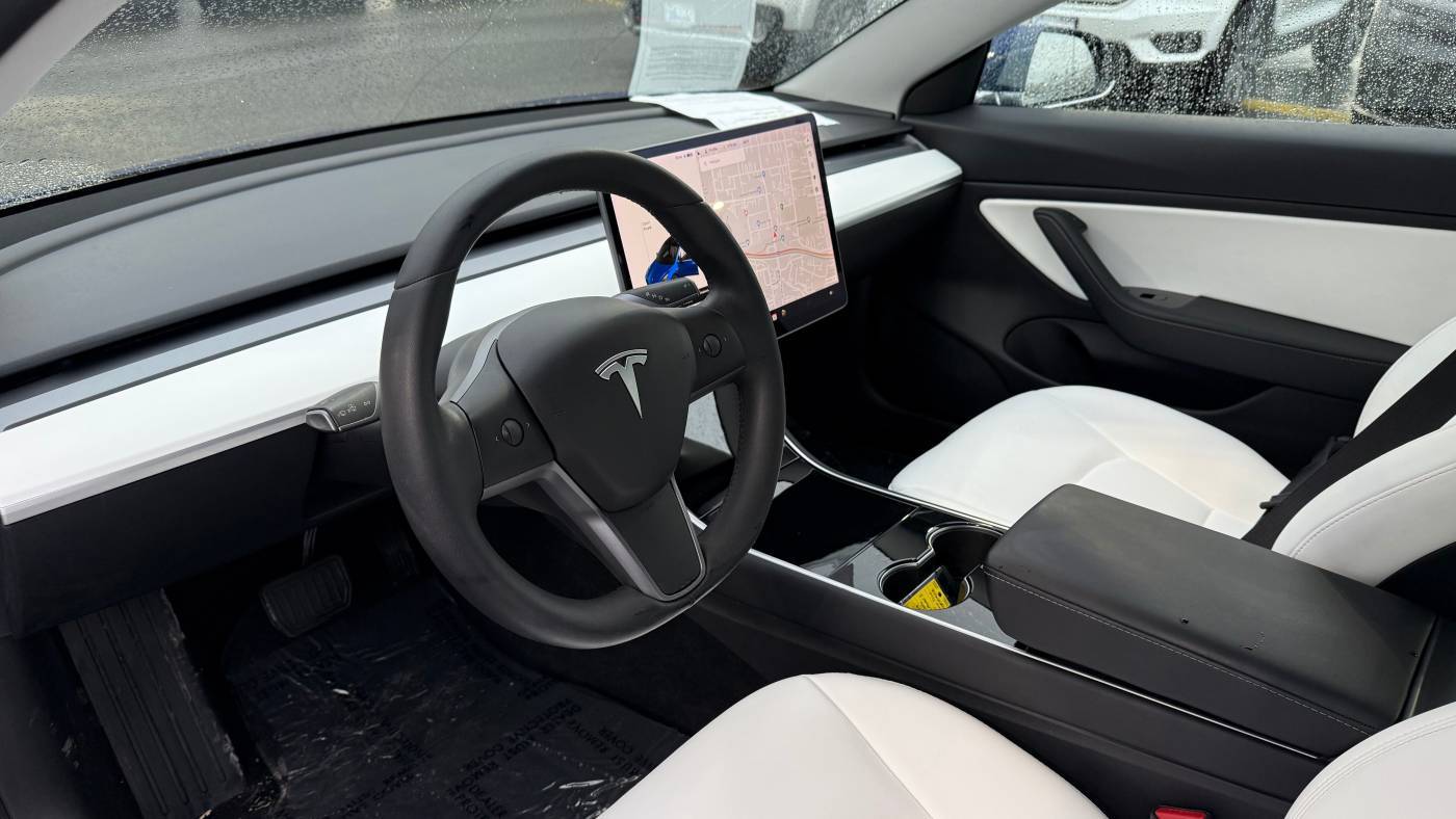 2019 Tesla Model 3 5YJ3E1EA3KF519618