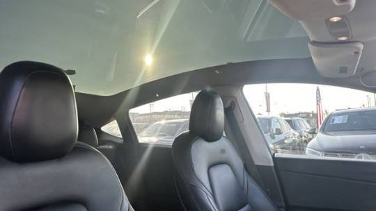 2021 Tesla Model Y 5YJYGDEE9MF263086