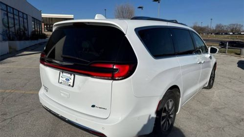 2021 Chrysler Pacifica 2C4RC1L70MR586160