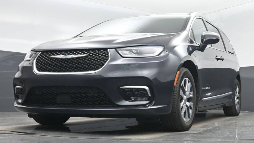 2021 Chrysler Pacifica 2C4RC1N79MR536399