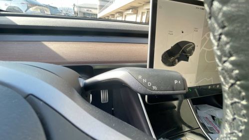 2019 Tesla Model 3 5YJ3E1EB5KF237697