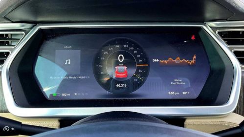 2013 Tesla Model S 5YJSA1DN8DFP11325