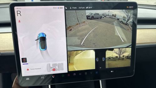 2018 Tesla Model 3 5YJ3E1EA8JF039170