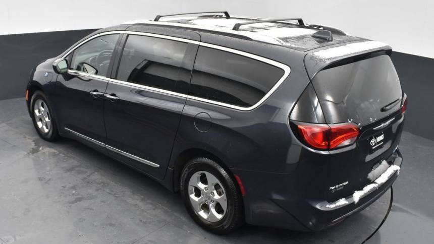 2019 Chrysler Pacifica 2C4RC1L75KR645684