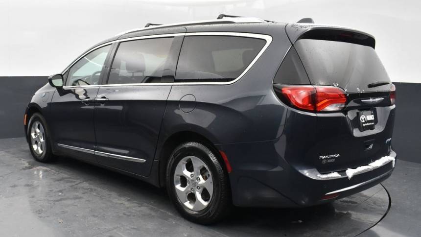 2019 Chrysler Pacifica 2C4RC1L75KR645684