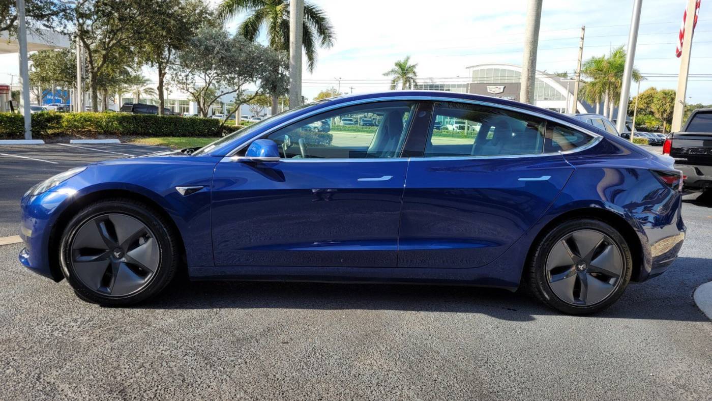 2019 Tesla Model 3 5YJ3E1EA2KF299355