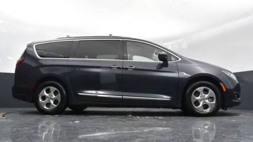 2019 Chrysler Pacifica 2C4RC1L75KR645684