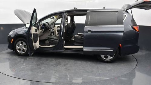 2019 Chrysler Pacifica 2C4RC1L75KR645684