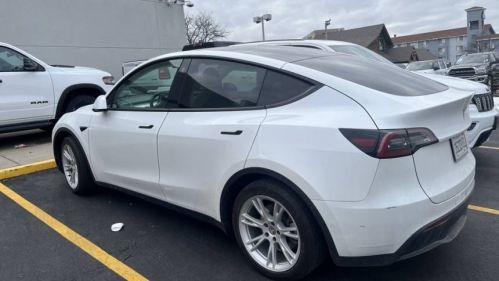 2021 Tesla Model Y 5YJYGDEE4MF189639