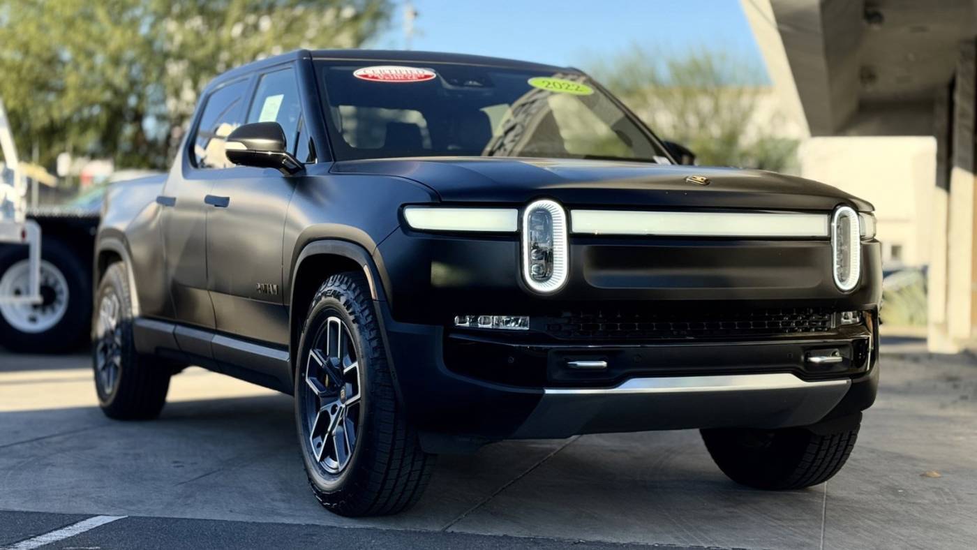 2022 Rivian R1T 7FCTGAAL6NN000399