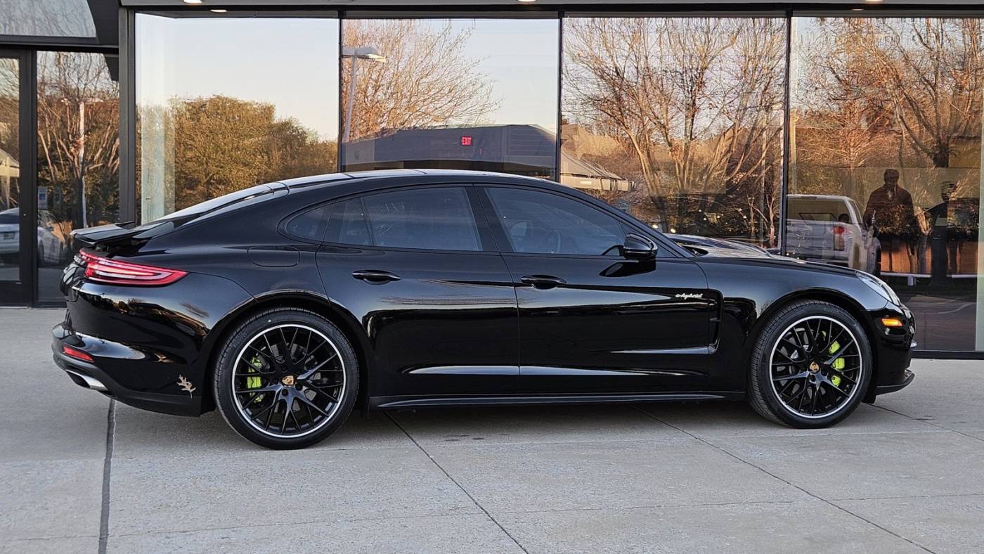 2019 Porsche Panamera WP0AE2A78KL123561