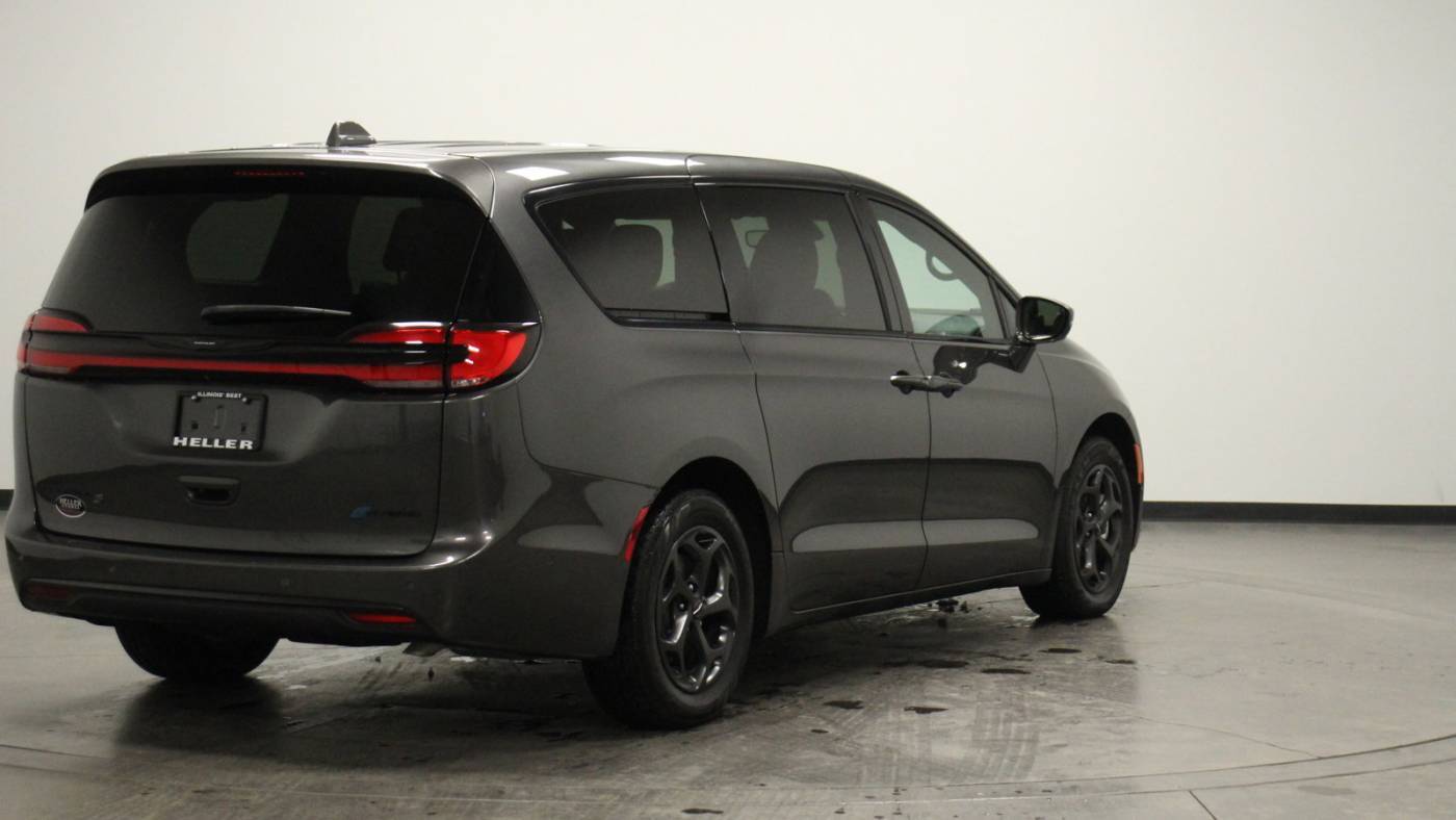 2022 Chrysler Pacifica 2C4RC1S76NR135544