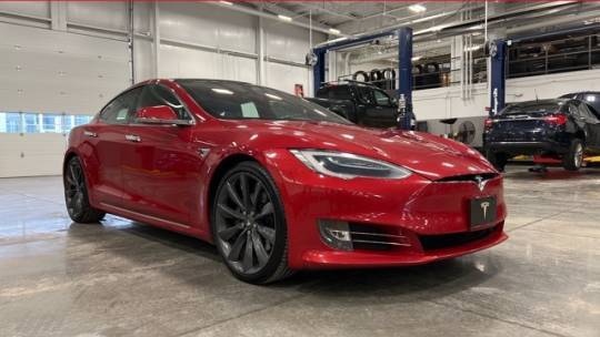 2016 Tesla Model S 5YJSA1E21GF164911