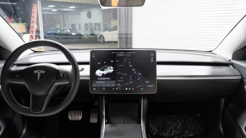 2019 Tesla Model 3 5YJ3E1EA4KF417941