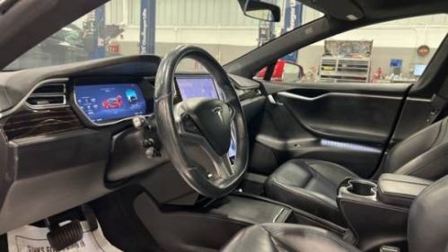 2016 Tesla Model S 5YJSA1E21GF164911