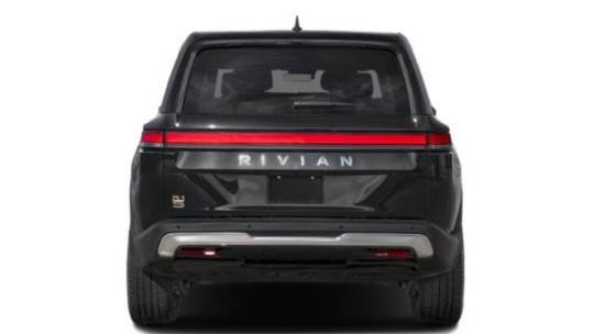 2023 Rivian R1S 7PDSGBBA4PN026435