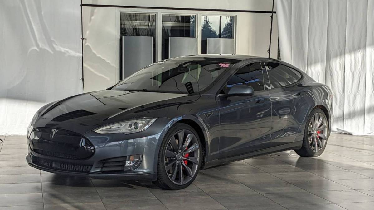 2016 Tesla Model S 5YJSA1E49GF128563