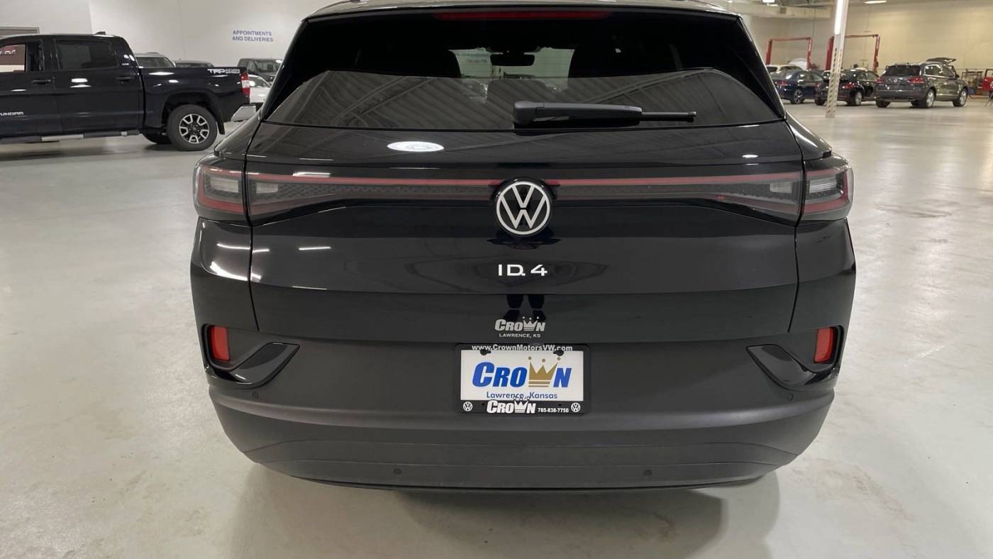 2023 Volkswagen ID.4 1V2FMPE84PC011807
