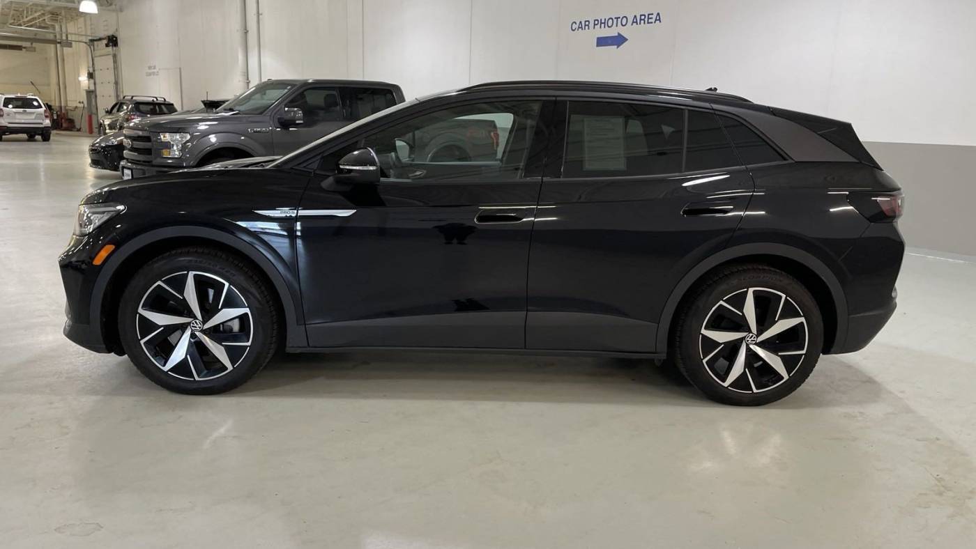 2023 Volkswagen ID.4 1V2FMPE84PC011807